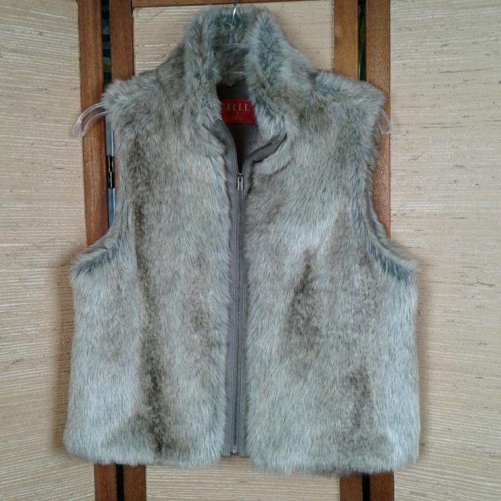Elle faux fur zipper vest S